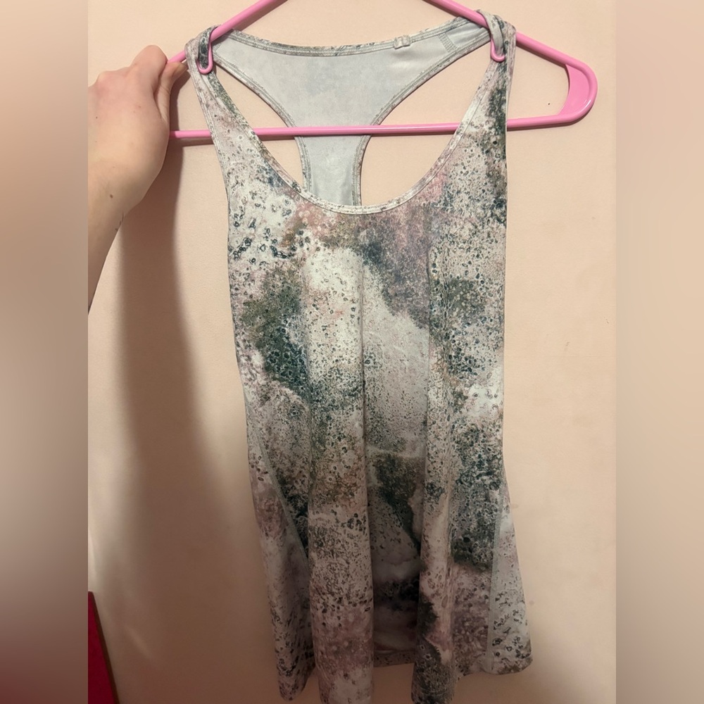 Lululemon tank top women’s large